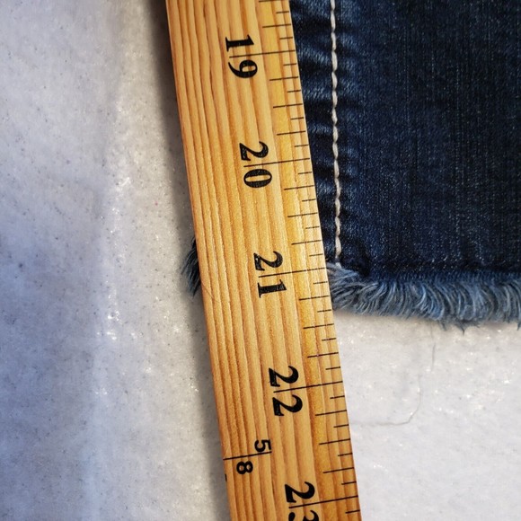 Miss Me Signature Cuffed Capri Jeans Sz 26 Distressed Blue Stitched Flap Pocket - Picture 12 of 12